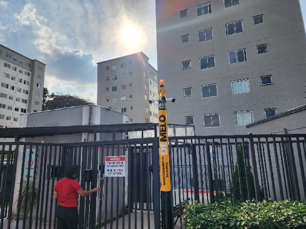 Foto de Apartamento em leilão no bairro Jardim Helian em São Paulo - SP