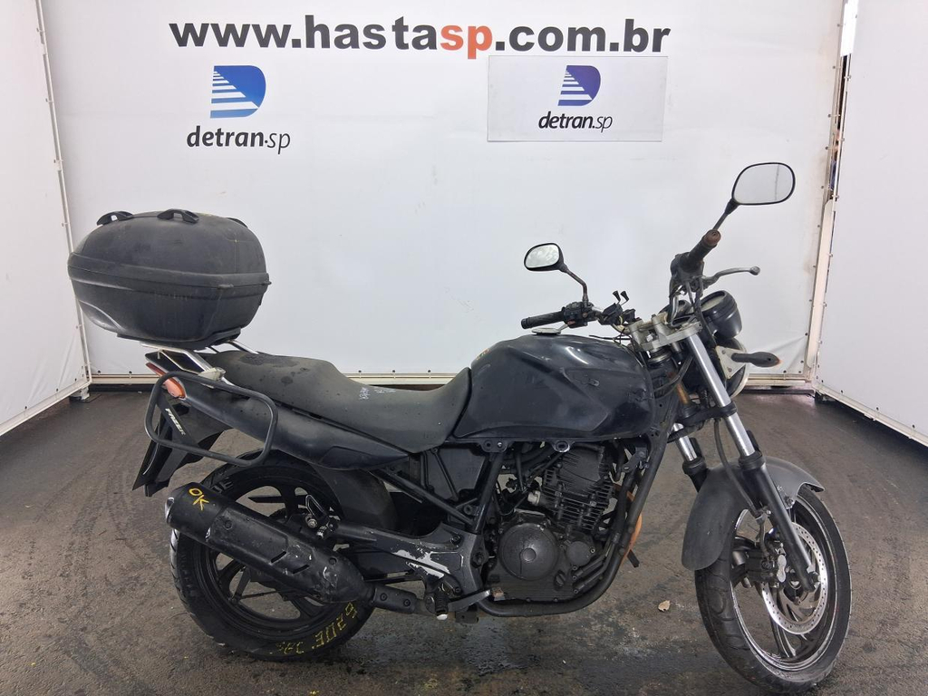 Foto de YAMAHA FAZER YS250 2008 2008 PRETA