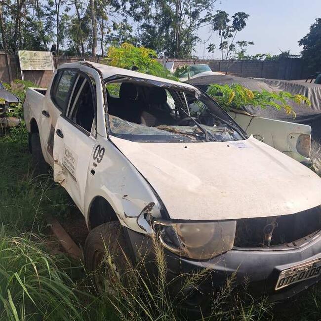 Foto de SUCATA - MITSUBISHI L200 TRITON 3.2 D 2013