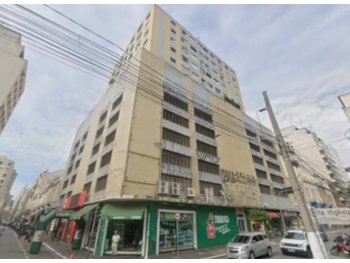 Foto de Apartamento em leilão no Edifício Carnijó em São Paulo - SP