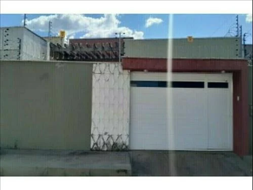 Foto de Casa à venda em leilão