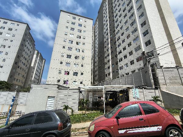 Foto de Apartamento em leilão no bairro Guaianas em São Paulo - SP