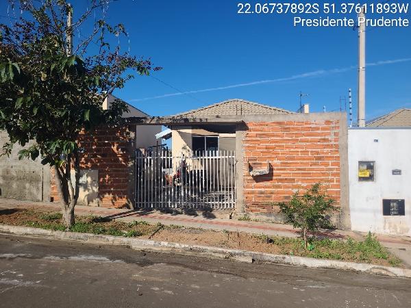 Foto de Casa em leilão no Residencial Alta Vista Ii em Presidente Prudente - SP
