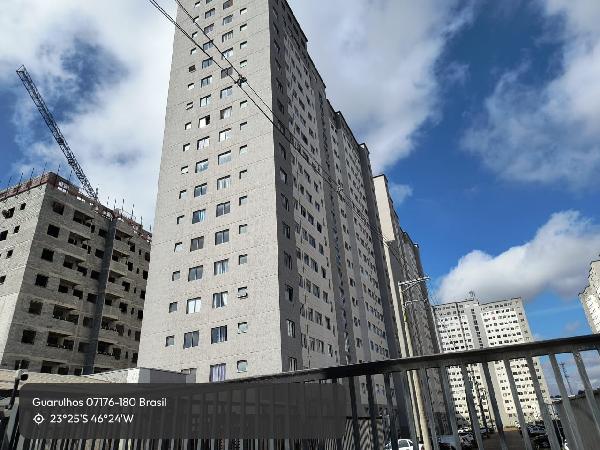 Foto de Apartamento em leilão no bairro Vila Nova Bonsucesso em Guarulhos - SP