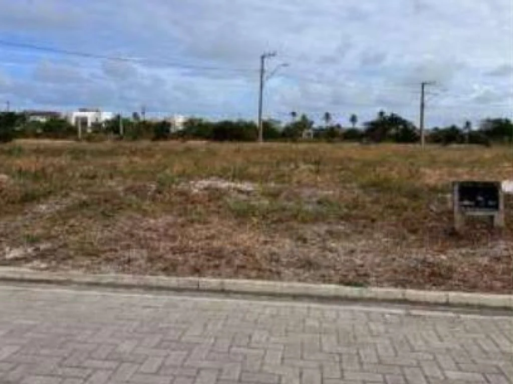Foto de Terreno em leilão no Residencial Quintas da Barra em Barra Dos Coqueiros - SE