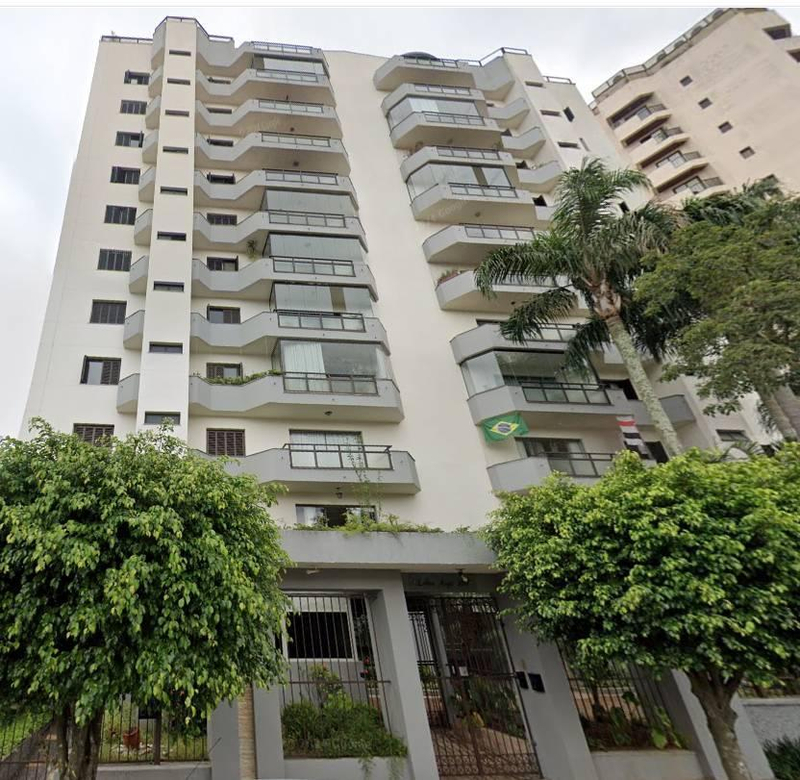 Foto de Apartamento em leilão no Edifício Lebon Regis em São Paulo - SP