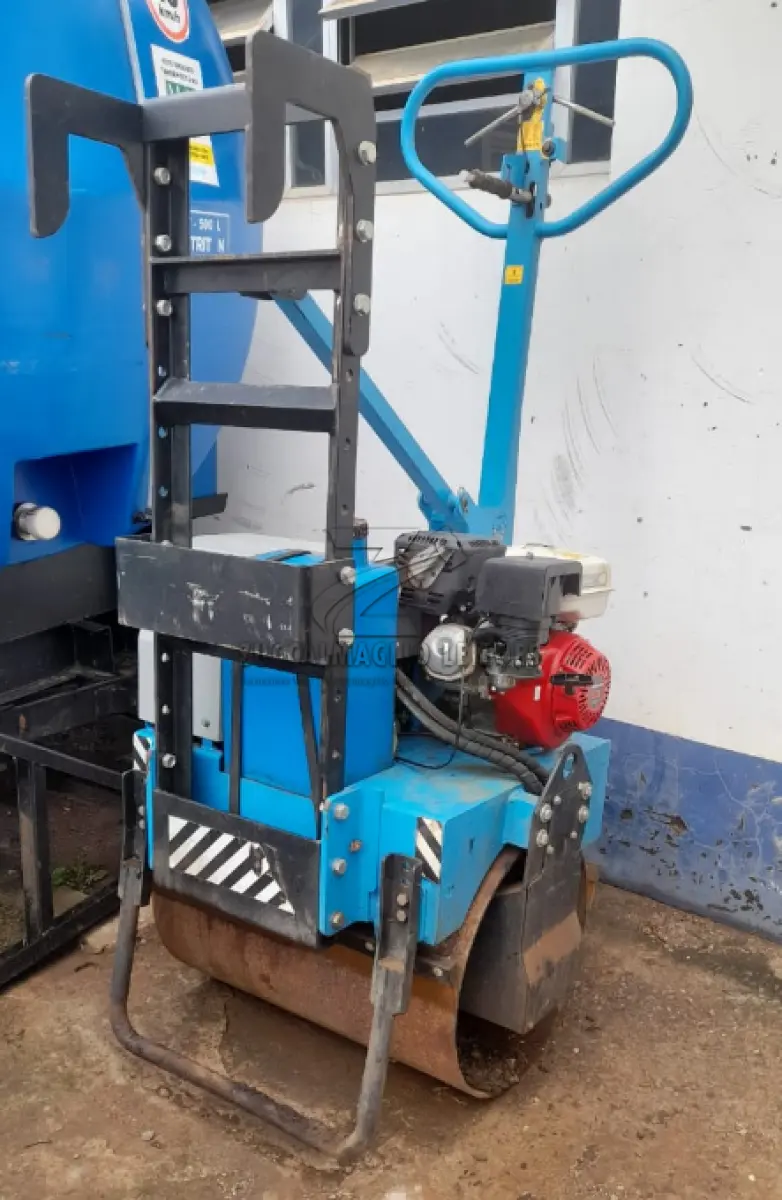 Foto de ROLO COMPACTADOR WEBER