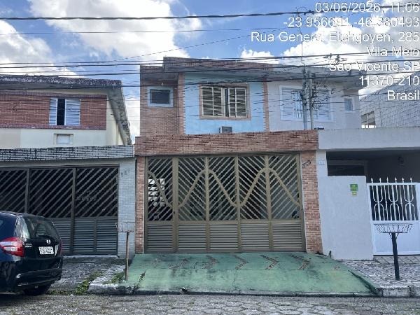Foto de Casa em leilão no bairro Vila Cascatinha em São Vicente - SP