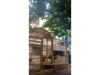 Foto de Apartamento em leilão no Edifício Marajó em Porto Alegre - RS