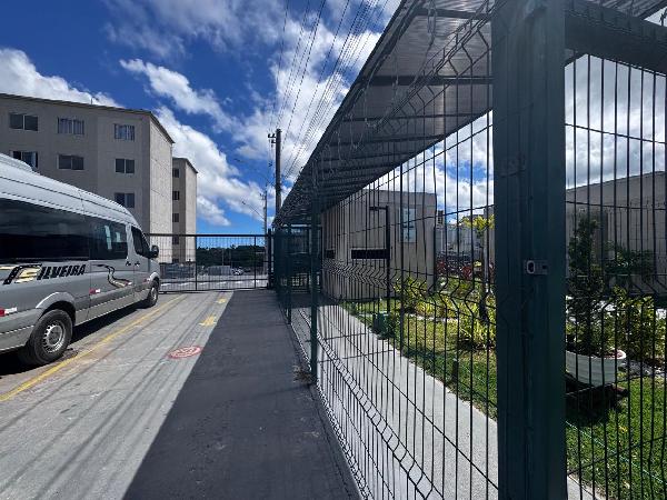 Foto de Apartamento em leilão no bairro Areia Branca em Salvador - BA