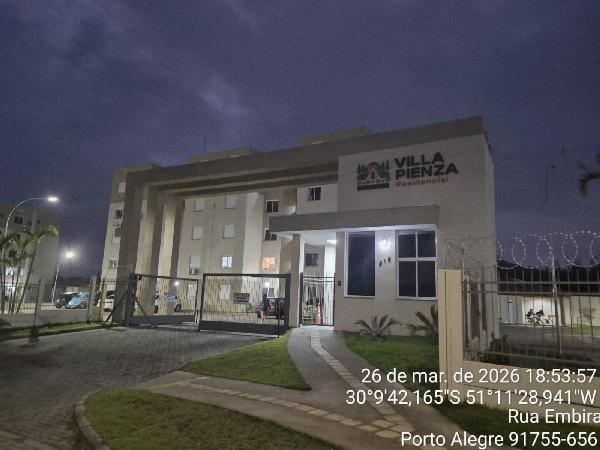 Foto de Apartamento em leilão no bairro Hipica em Porto Alegre - RS