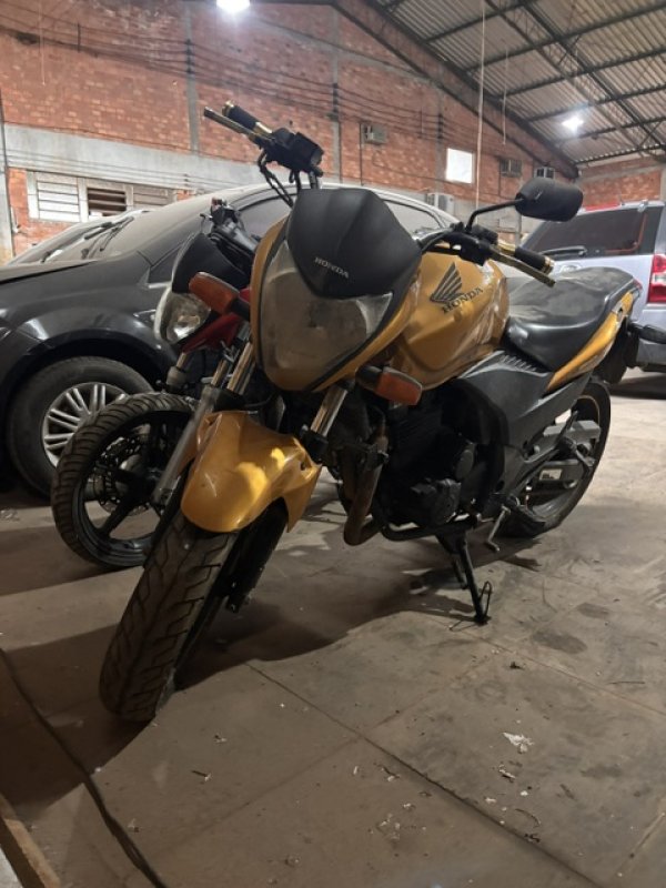 Foto de MARCA: HONDA / Modelo: CB300R / Placa: IPZ5606 / ANO MODELO: 2009