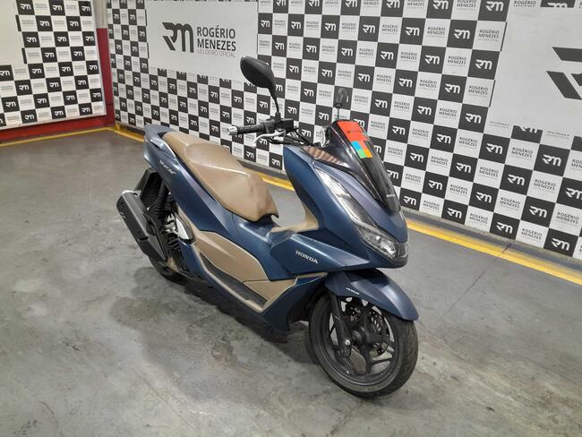 Foto de MOTO HONDA PCX 160 DLX ABS 2024/2024 GASOLINA