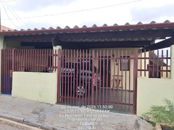 Foto de Casa em leilão no bairro Jardim Bella Vista em Taubaté - SP