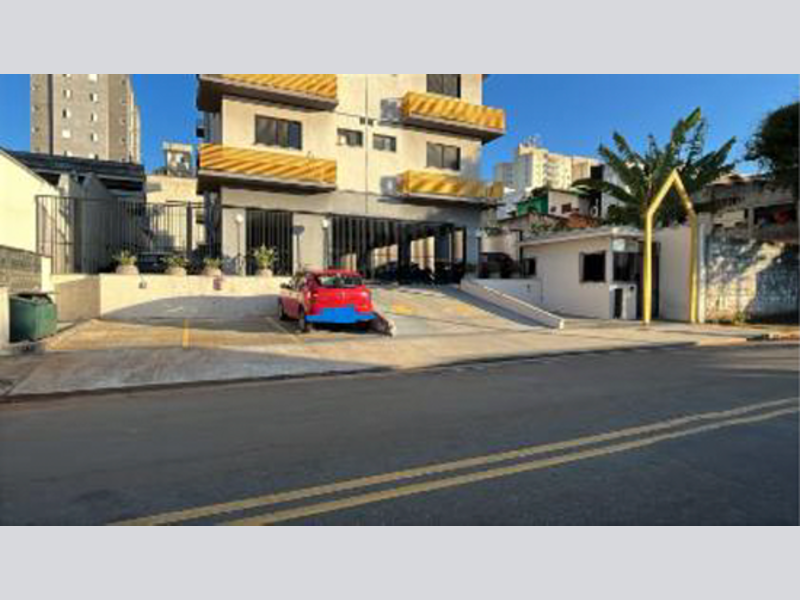 Foto de Apartamento em leilão no Edifício Victória em Arujá - SP