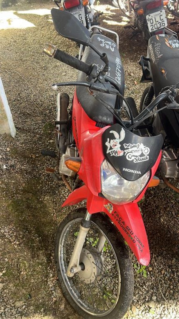 Foto de HONDA/POP 110I, ANO/MOD 2021/2021, COR VERMELHO, COMBUSTIVEL GASOLINA, PLACA RGU9G76 - AL, RENAVAM 1273621880, ID CHASSI 9C2JB0100MR074692