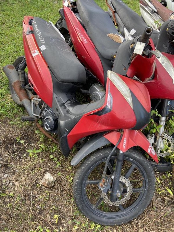 Foto de SHINERAY/50Q, ANO/MOD 2020/2021, COR VERMELHA, COMBUSTIVEL GASOLINA, PLACA RGS7C36 - AL, RENAVAM 1253824891, ID CHASSI 99HJT2050MS001445, ID