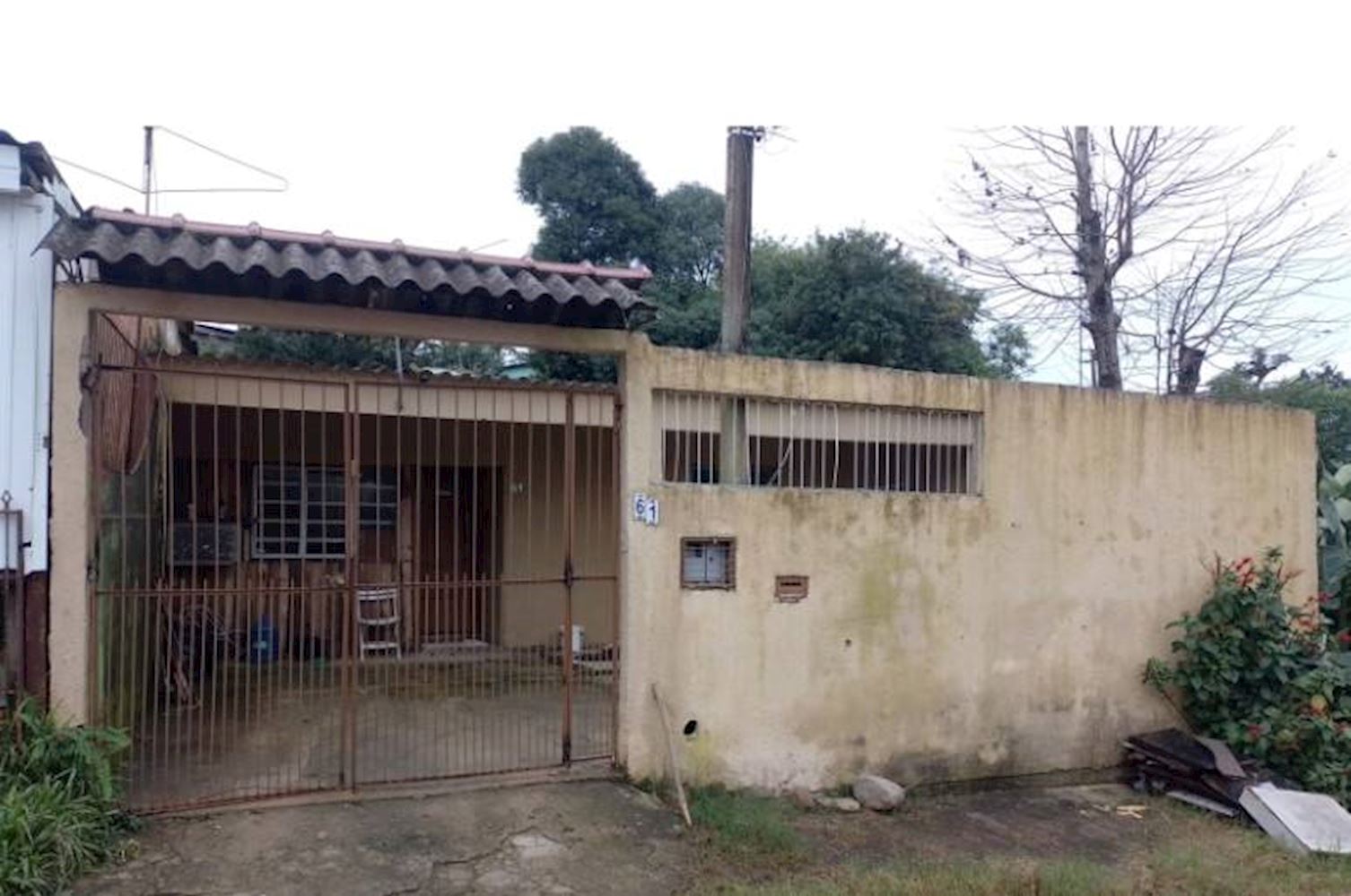 Foto de Casa em leilão no bairro Pró-morar em Viamão - RS