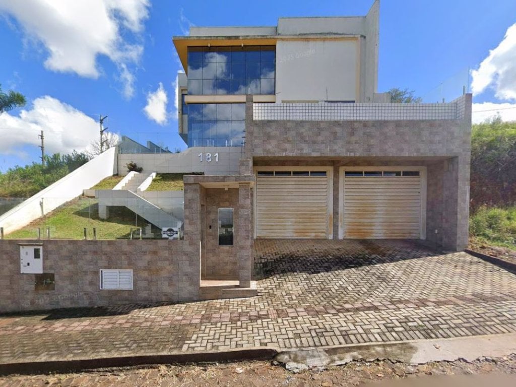 Foto de Casa em leilão no bairro Vila Sésamo em Xanxerê - SC