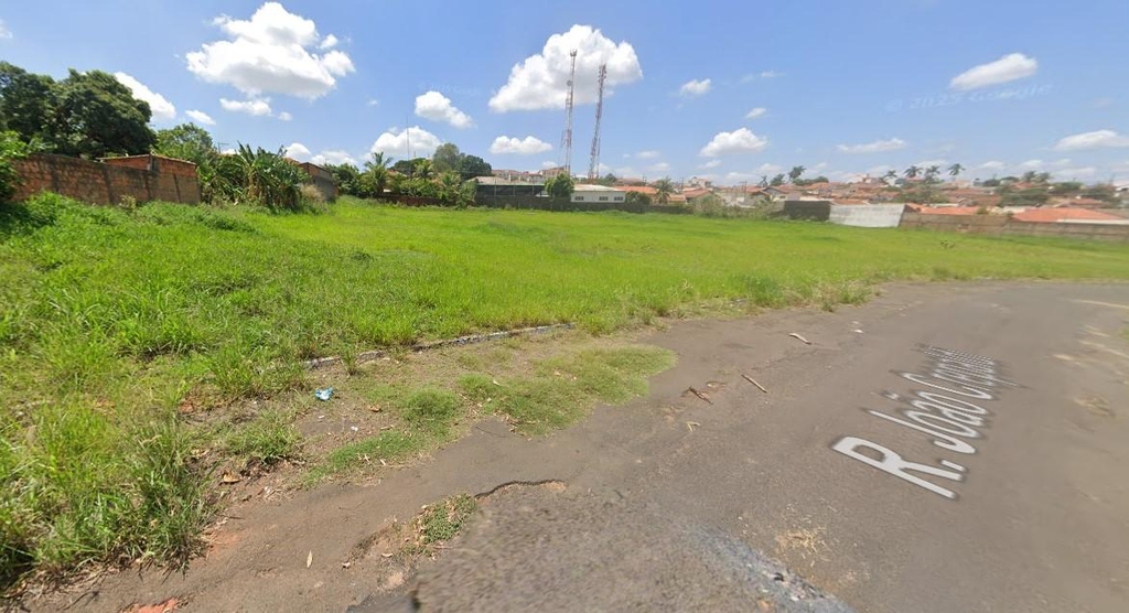 Foto de Terreno em leilão em Santo Anastácio - SP