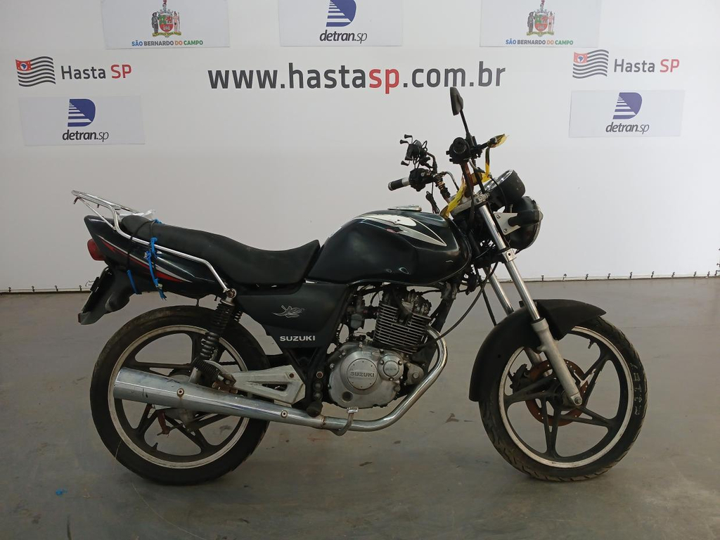 Foto de JTA SUZUKI EN125 YES SUZUKI EN125 YES 2008 2008 PRETA