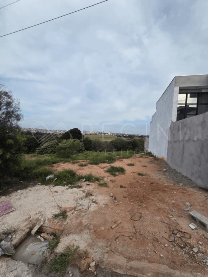 Foto de Terreno em leilão no Residencial Plaza Martin em Botucatu - SP