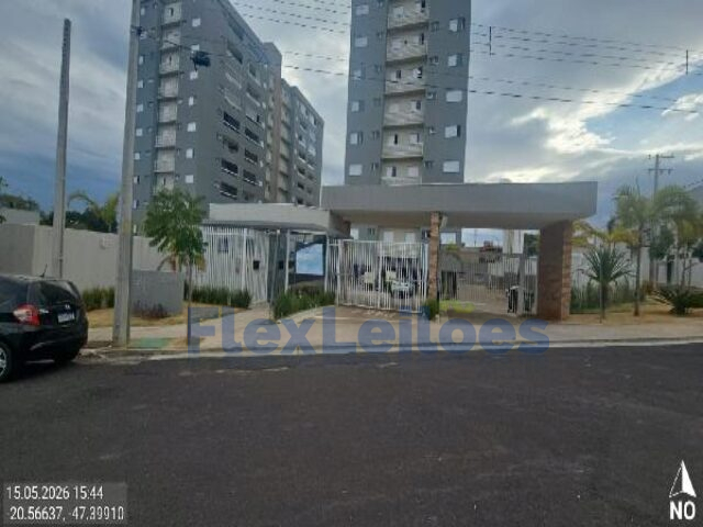 Foto de Apartamento em leilão no Condomínio Residencial Turmalina em Franca - SP
