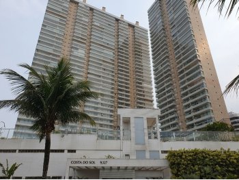 Foto de Apartamento em leilão no Conjunto Balneário Costa do Sol em Praia Grande - SP