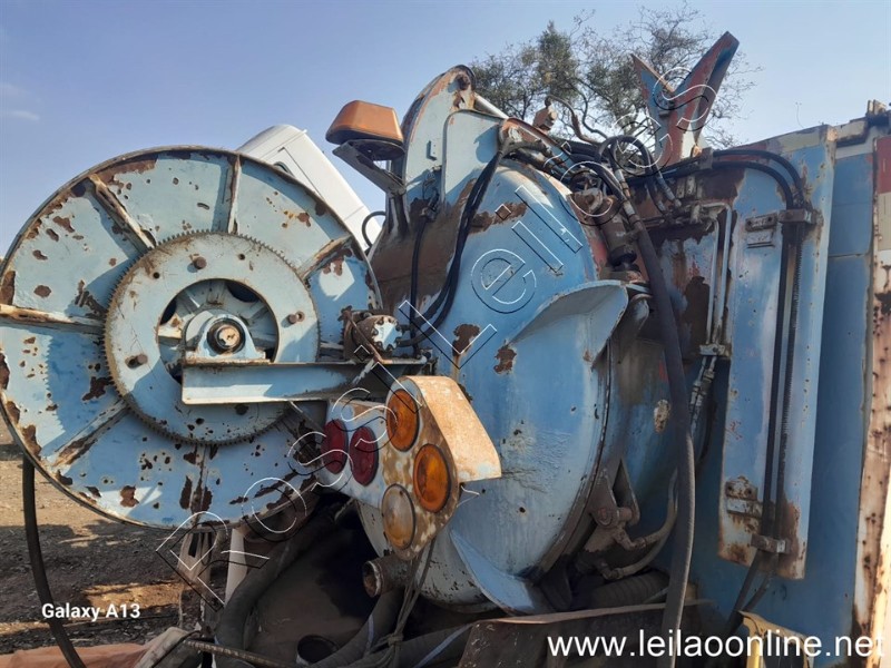 Foto de EQUIPAMENTO LIMPEZA DE BOCA DE LOBO - ASPIRA E EMPURRA - NO ESTADO