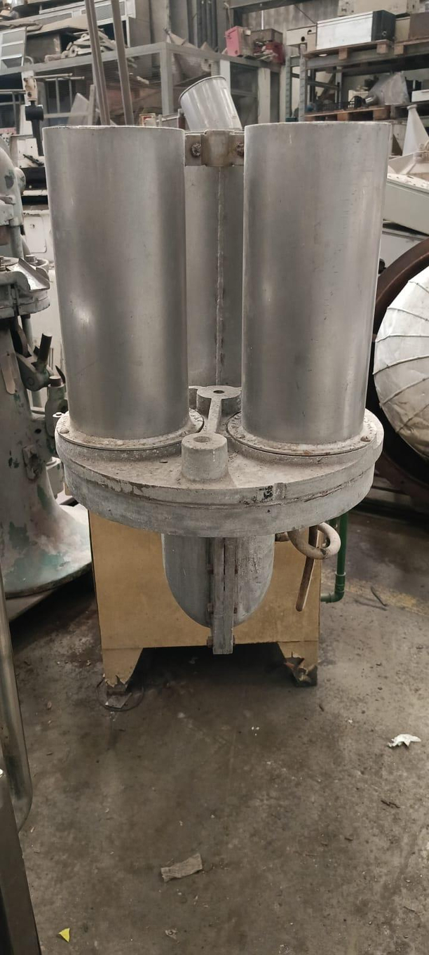 Foto de Extrusora para queijo em aço inox