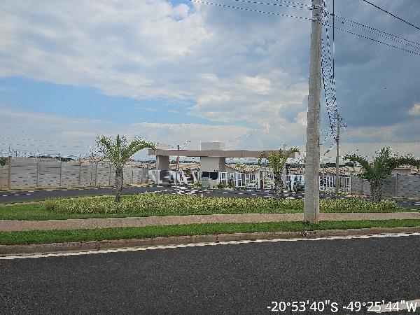 Foto de Casa em leilão no bairro Garden Rni em São Paulo - SP