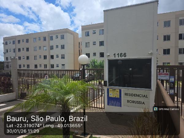 Foto de Apartamento em leilão no Jardim Country Club em Bauru - SP
