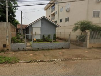 Foto de Casa em leilão no bairro Centro em Lajeado - RS