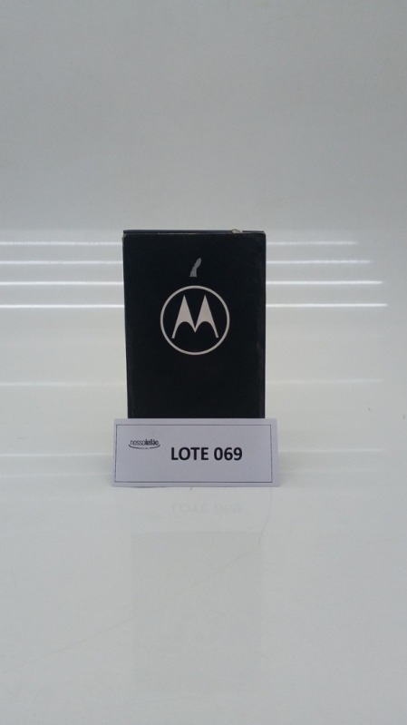 Foto de Smartphone Motorola Moto E6i 4G 32GB RAM 2GB Octa-Core Câmera 13MP 3000mAh Cinza Titanium - PANC0000BR