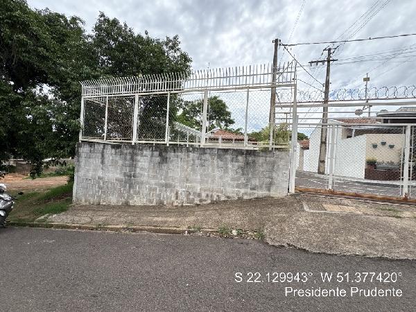 Foto de Casa em leilão no bairro Vila Luso em Presidente Prudente - SP