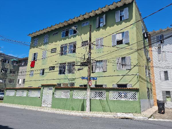 Foto de Apartamento em leilão no Condomínio D em Praia Grande - SP