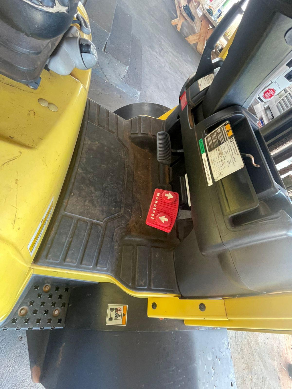 Foto de EMPILHADEIRA HYSTER H70F GLP - 3539553