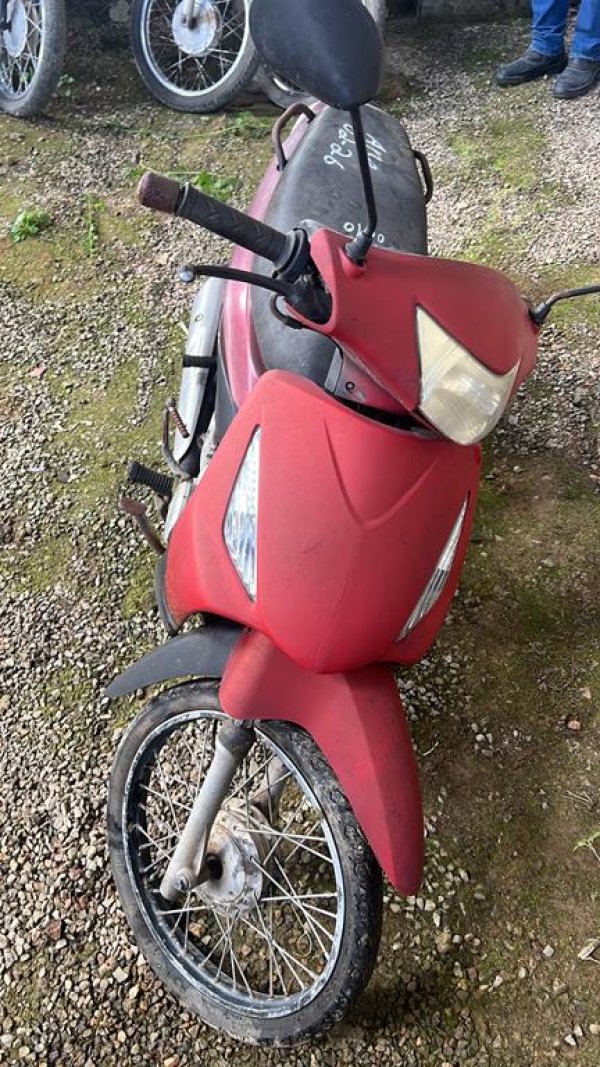 Foto de HONDA/BIZ 125 ES, ANO/MOD 2009/2009, COR VERMELHO, COMBUSTIVEL GASOLINA, PLACA NLY9074 - AL, RENAVAM 140737839, ID CHASSI 9C2JC42209R049799