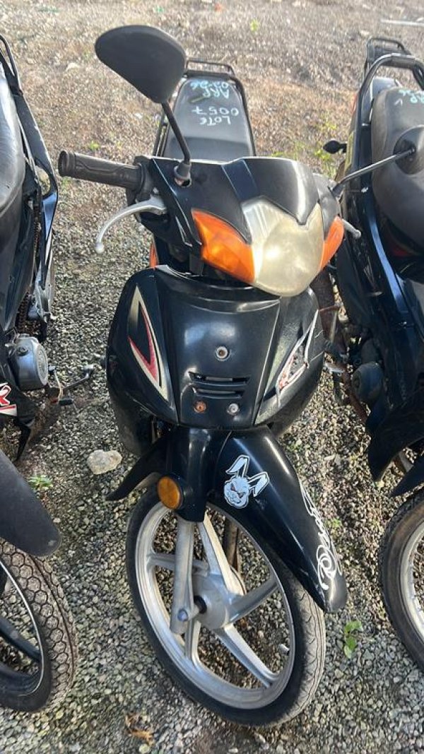 Foto de SHINERAY/50Q, ANO/MOD 2015/2016, COR PRETA, COMBUSTIVEL GASOLINA, PLACA 1 EMPLAC - N/I, RENAVAM 1449545413, ID CHASSI 99HPH2050GS001302, ID