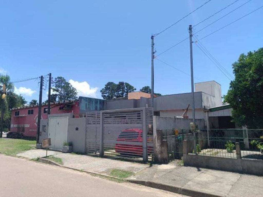 Foto de Casa em leilão no Condomínio Residencial Marinaldo em Eldorado Do Sul - RS