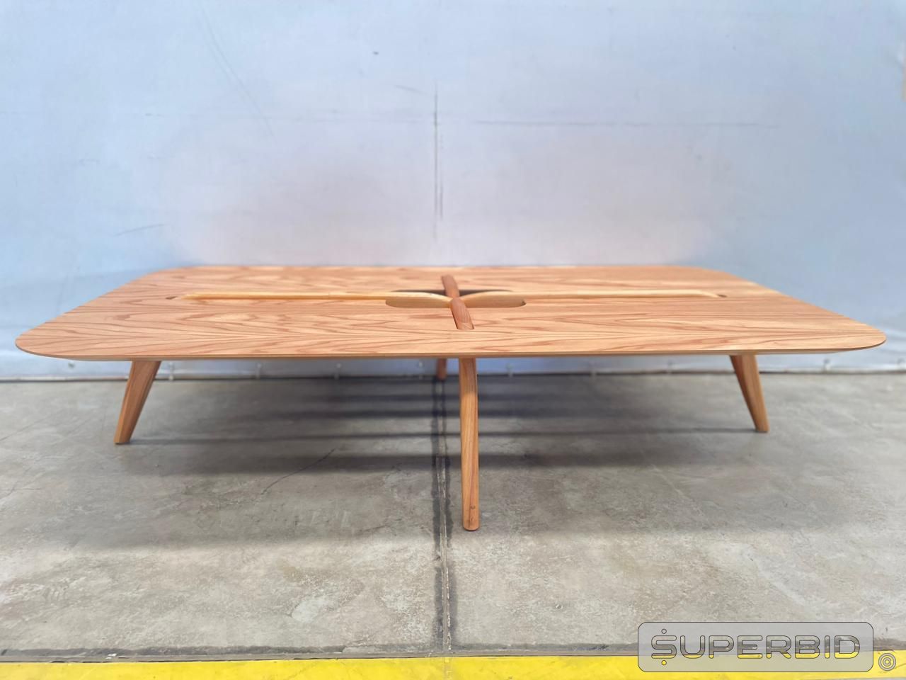 Foto de 01 MESA DE CENTRO 1,50X60X32H (Ref.: SB0032459)
