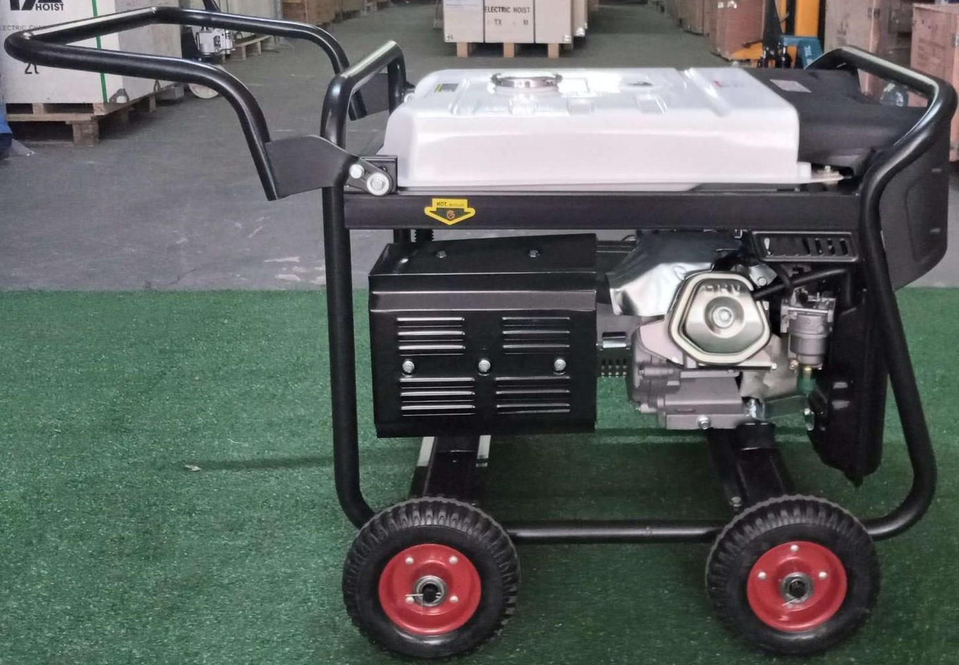 Foto de 02 (DOIS) Geradores a Gasolina 8KVA Kanpor GERA8