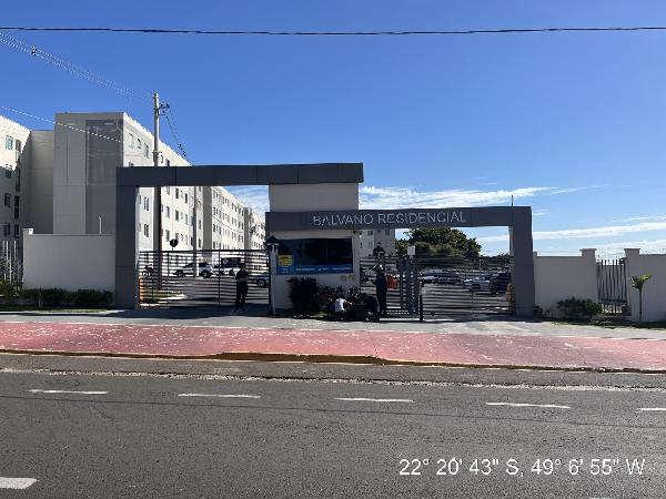 Foto de Apartamento em leilão no Parque Viaduto em Bauru - SP