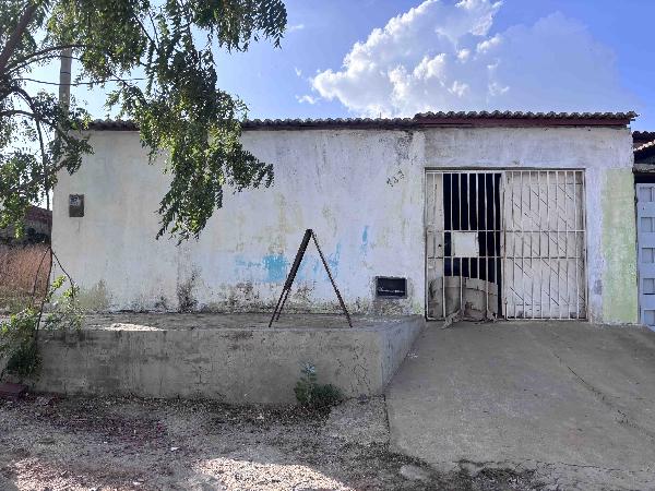 Foto de Casa em leilão no bairro Ivan Bezerra em Parelhas - RN