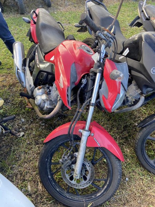 Foto de HONDA/CG 160 FAN, ANO/MOD 2021/2022, COR VERMELHA, COMBUSTIVEL ALCOOL/GASOLINA, PLACA SAA0J97 - AL, RENAVAM 1273425925, ID CHASSI 9C2KC2200N