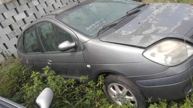 Foto de Renault/Scenic Exp 2016V | LUY3307/RJ | 2005/2006 | Chassi: 93YJA172A6J678697 | Renavam: 873001443 | Motor: F4RE747C024166 | Cinza | Gasolina | Veículo conservado