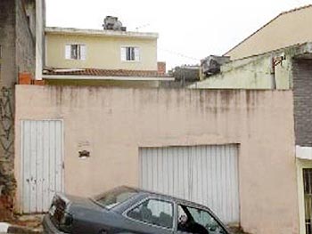Foto de Casa em leilão no bairro Jardim Roberto em Osasco - SP