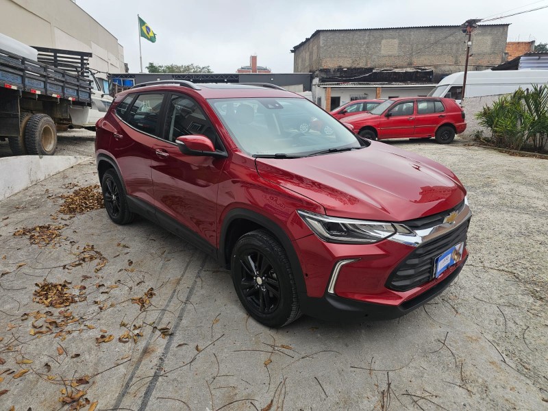 Foto de CHEV/TRACKER 12T A PR; 2023/2024; VERMELHA; ALCO./GASOL. - FUNC. - IPVA 2026 OK - FIPE