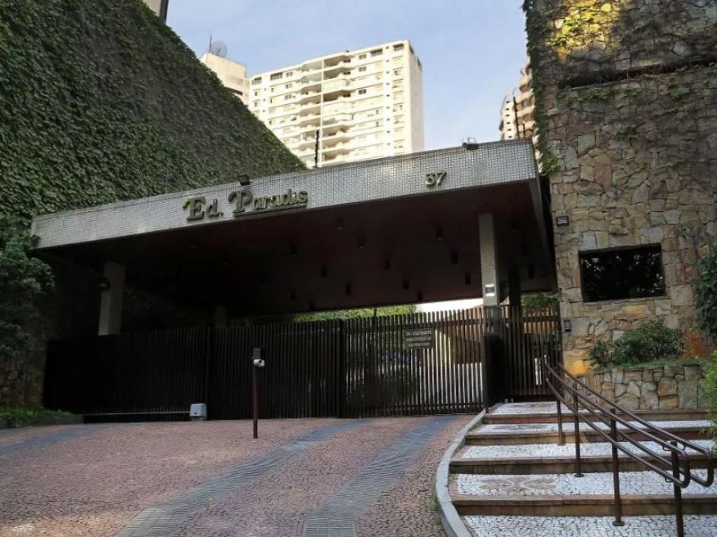 Foto de Apartamento em leilão no Condomínio Edifício Paradis em São Paulo - SP