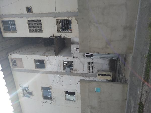 Foto de Apartamento em leilão no bairro Cajazeiras Viii em Salvador - BA
